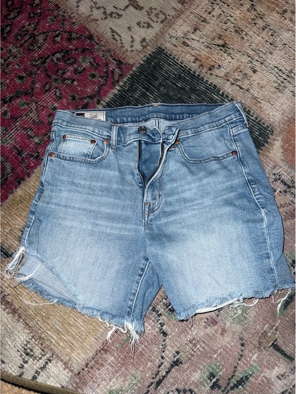 GAP 5” short mid rise 27 4 Jean denim shorts